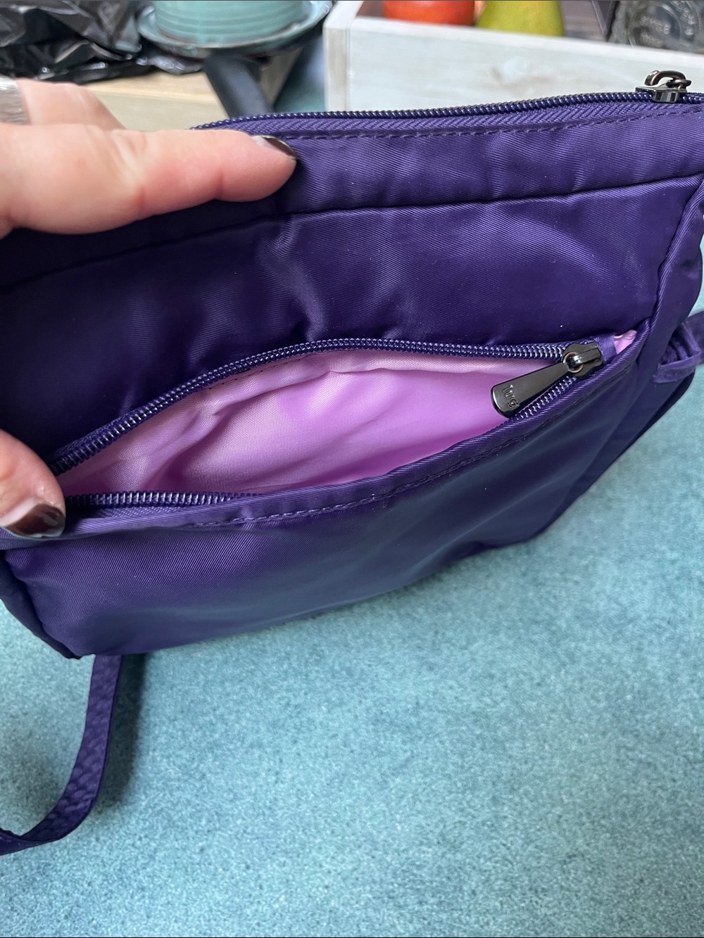 Lug Flutter Bag - Picture 12 of 15